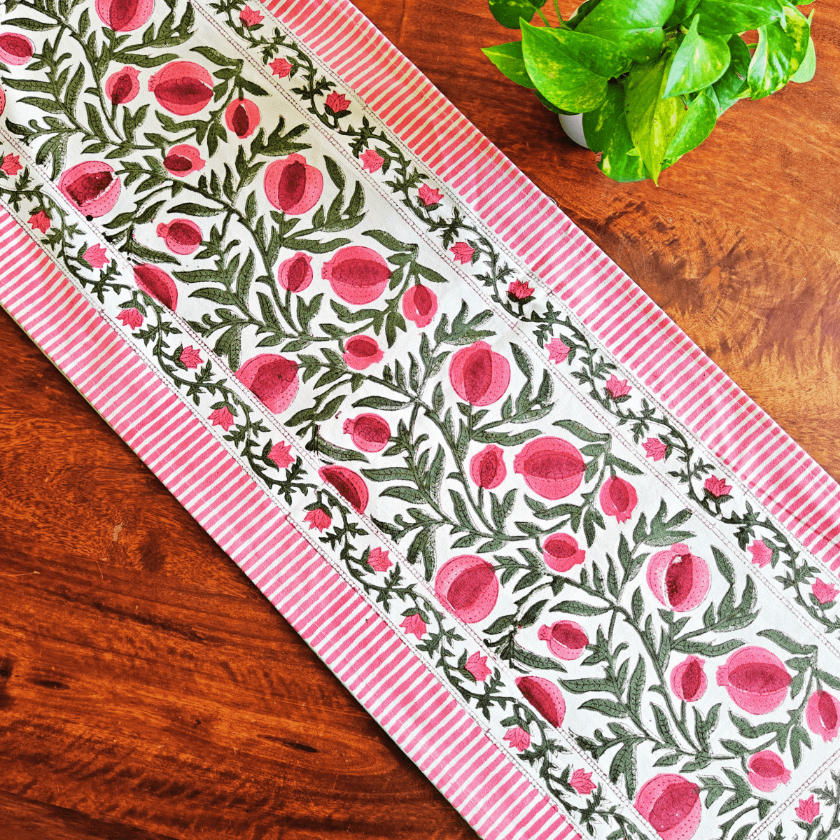Pome Table Runner, 100% cotton, 13" X 72" - Coral Slub -